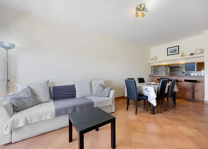 Marina Apartment *