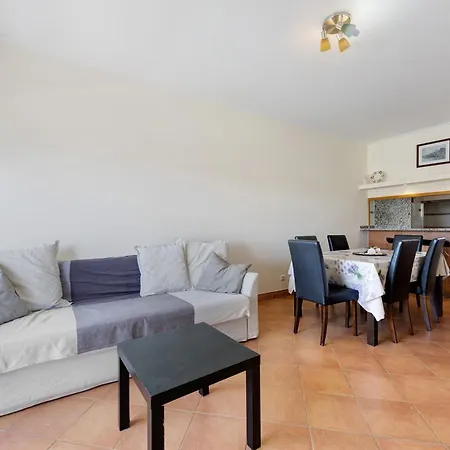 Marina Apartment *