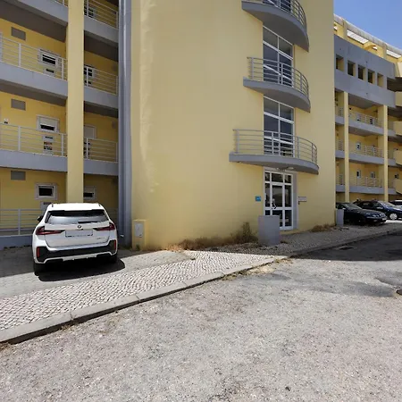 Marina Apartment *